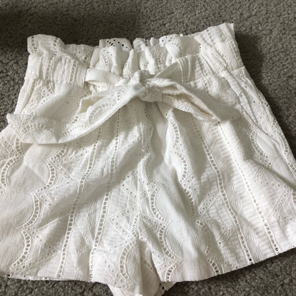 White tie shorts